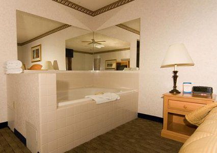 Comfort Hotel 3*